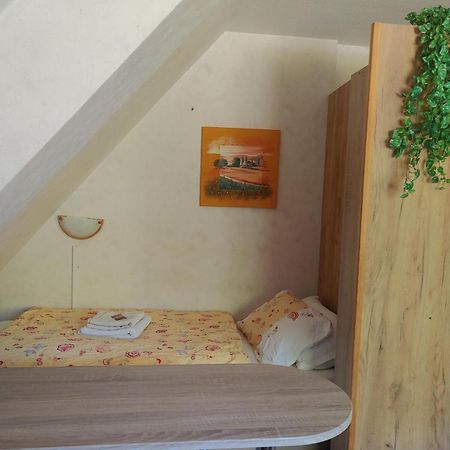 مبيت وإفطار Thomasburg Hof Kueselberg المظهر الخارجي الصورة