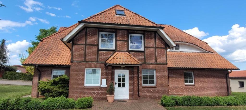 مبيت وإفطار Thomasburg Hof Kueselberg المظهر الخارجي الصورة